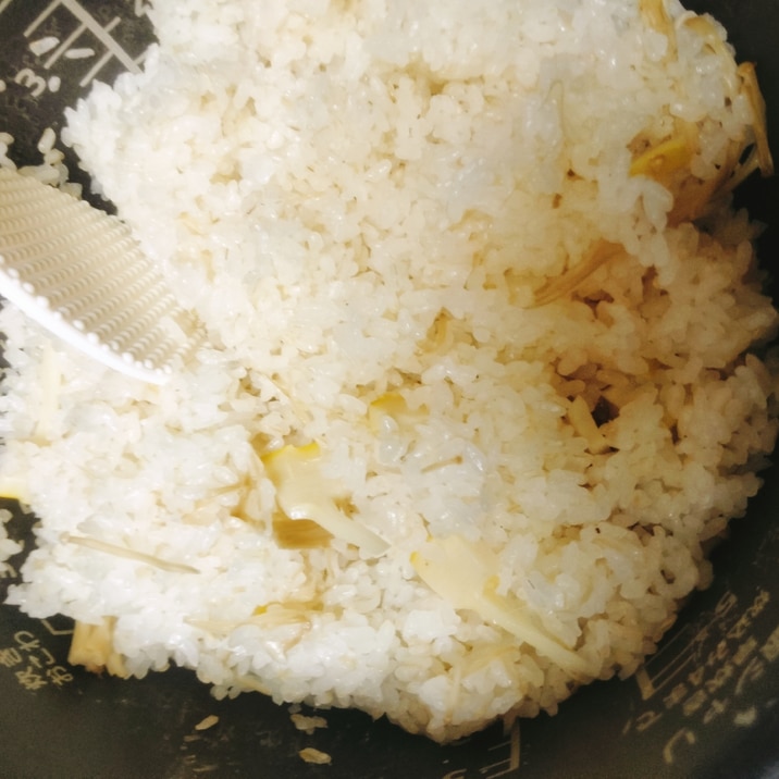 筍とえのきの炊き込みご飯